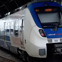 National Express Zug 368 steht bereit für die Fahrt nach re 4 nrw.