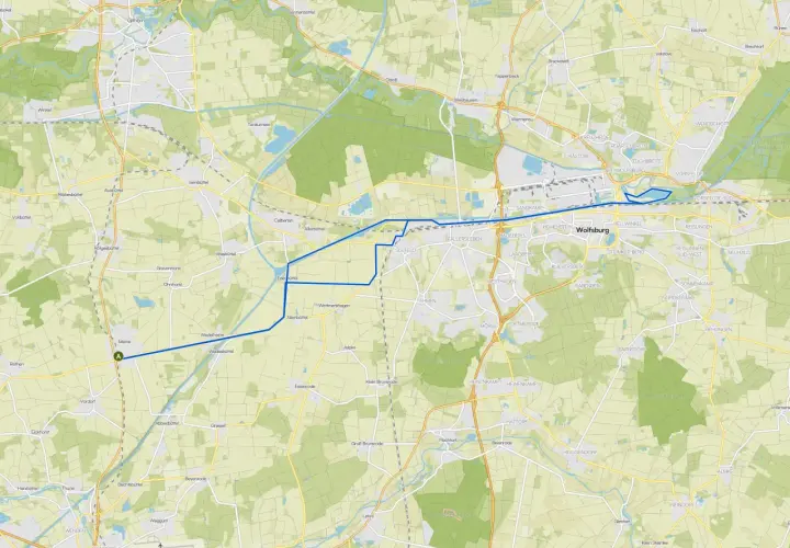 Radrouten Niedersachsen: Karte zeigt eine geplante Fahrradtour von Meine nach Wolfsburg durch grüne Landschaften und kleine Ortschaften.