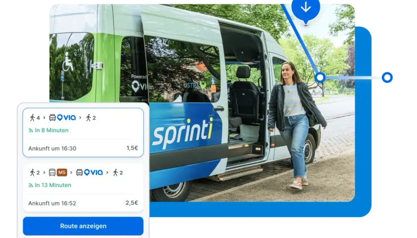 Eine Frau steigt in einen "sprinti"-Kleinbus. Die App zeigt Fahrten "on demand" mit Ankunftszeiten und Preisen.