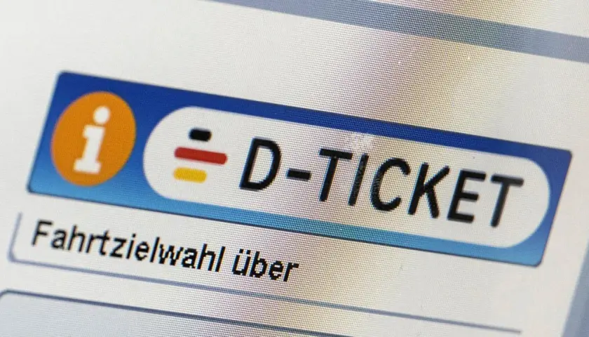 D-Ticket-Logo mit Deutschlandfarben. Hier wird das 24 stunden ticket nrw für die Fahrtzielwahl angezeigt.