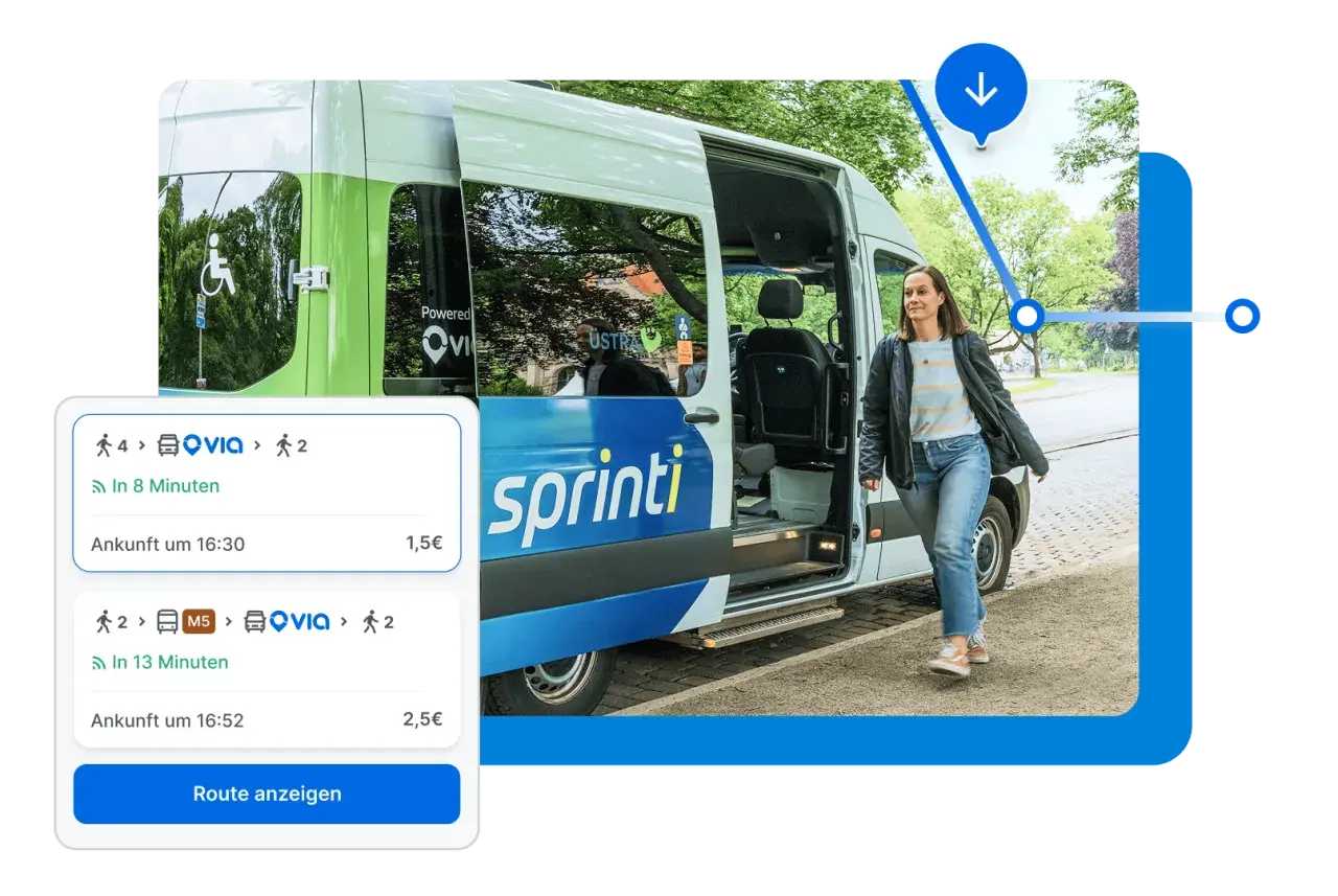 Eine Frau steigt in einen "sprinti"-Kleinbus. Die App zeigt Fahrten "on demand" mit Ankunftszeiten und Preisen.